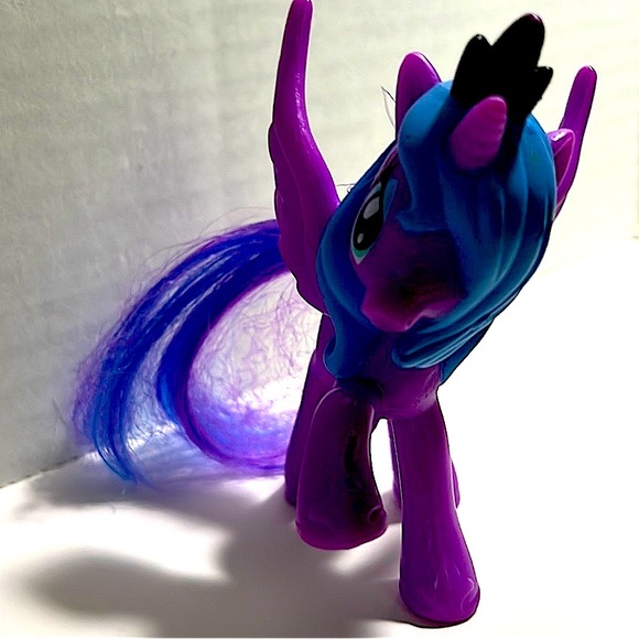 Hasbro & Crayola Toys My Little Pony Three Inch Rare